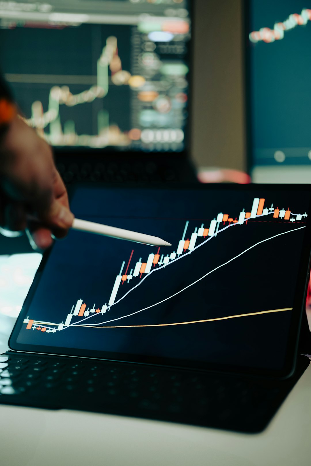 testimonials-img financial markets chart screen cryptocurrency exchange rate